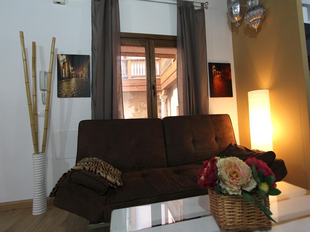 Apartamentos Toledo Suite Экстерьер фото