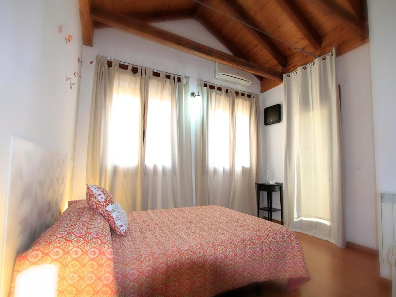 Apartamentos Toledo Suite Экстерьер фото